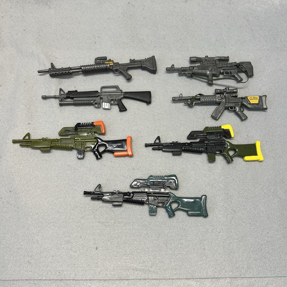 Lot of 7 Unbranded 12 inch GI Joe Action Soldier Assault Rifles and Weapons VG